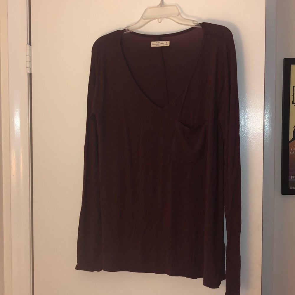 Abercrombie & Fitch relaxed long sleeve v neck